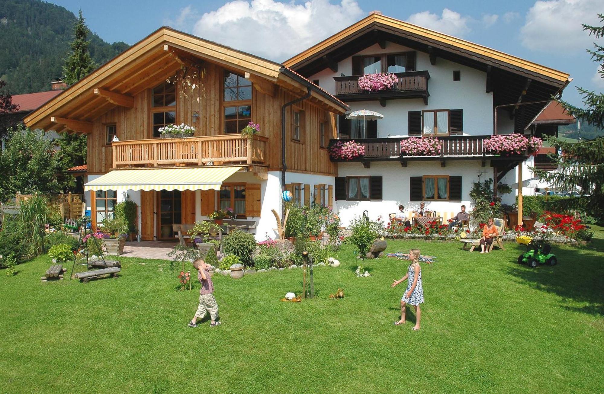 Gaestehaus Annemarie Reit im Winkl Exterior photo